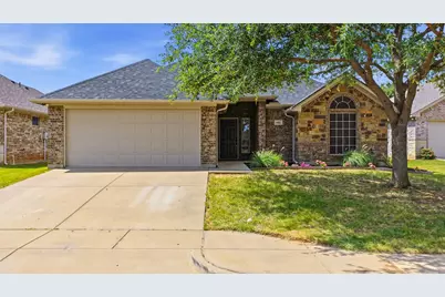 4416 Logan Circle, Granbury, TX 76049 - Photo 1