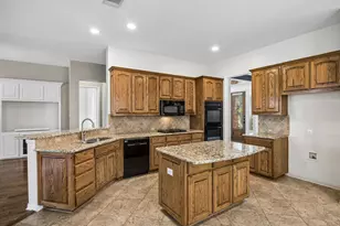 1613 Long Prairie Ct, Allen, TX 75002 - Photo 7