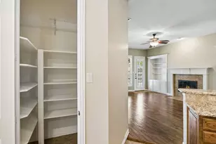1613 Long Prairie Ct, Allen, TX 75002 - Photo 9