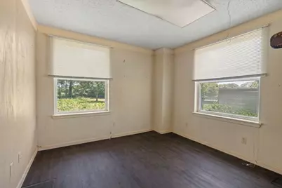 2526 Hullette Avenue, Lancaster, TX 75134 - Photo 9