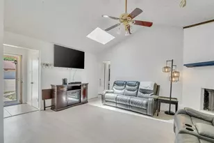 1832 Steinburg Ln, Fort Worth, TX 76134 - Photo 17
