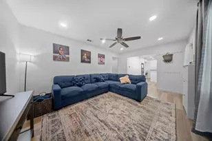 1116 Edgefield Dr, Garland, TX 75040 - Photo 9