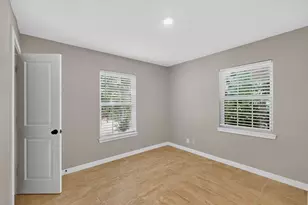 709 SE 2nd St, Grand Prairie, TX 75051 - Photo 21