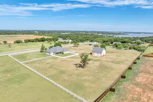 1009 Summerlin Dr, Granbury, TX 76048 - Photo 37