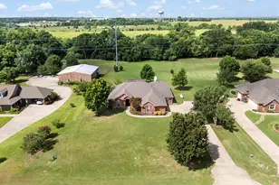 1157 Zajic Dr, Terrell, TX 75160 - Photo 3