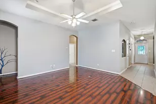 301 Lottie Ln, Saginaw, TX 76179 - Photo 9