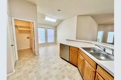 8055 Raleigh Drive, Fort Worth, TX 76123 - Photo 15