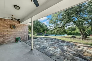 808 W Couts St, Weatherford, TX 76086 - Photo 25