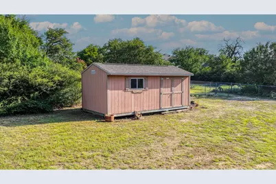 808 W Couts Street, Weatherford, TX 76086 - Photo 31