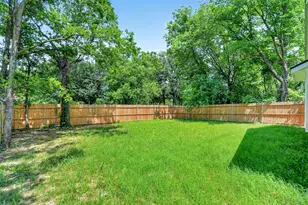 373 5th St NW, Paris, TX 75460 - Photo 25