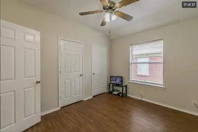 210 Madisson Drive, Euless, TX 76039 - Photo 17