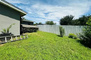 120 Woodbridge Way, Mesquite, TX 75149 - Photo 3