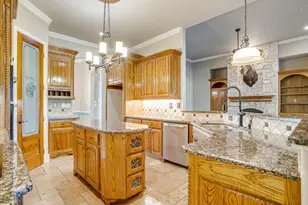 9549 Dickson Rd, Fort Worth, TX 76179 - Photo 13