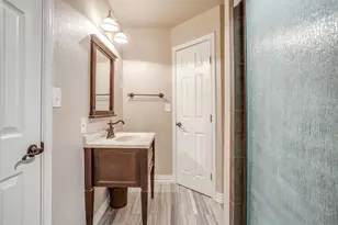 9549 Dickson Rd, Fort Worth, TX 76179 - Photo 27