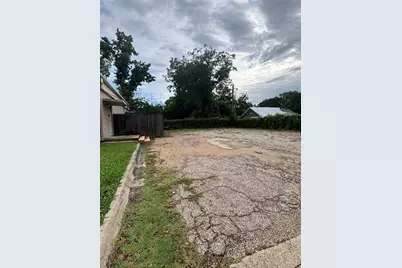 300 N Washington Street, Kaufman, TX 75142 - Photo 9