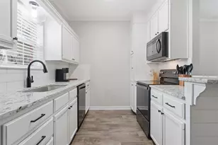 1809 S 11th St, Waco, TX 76706 - Photo 5