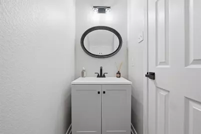 1809 S 11th Street #A, Waco, TX 76706 - Photo 7