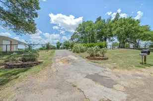 838 Vz County Road 4404, Ben Wheeler, TX 75754 - Photo 3