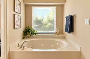 904 Ascension Dr, Hurst, TX 76053 - Photo 17