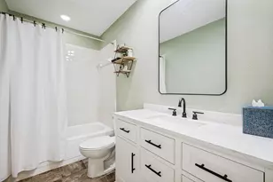 1686 Crosshaven Dr, Lewisville, TX 75077 - Photo 25
