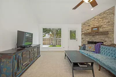 1686 Crosshaven Drive, Lewisville, TX 75077 - Photo 7