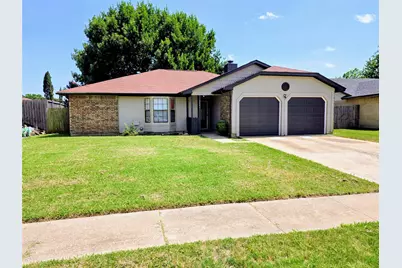 2641 Berkshire Lane, Grand Prairie, TX 75052 - Photo 21