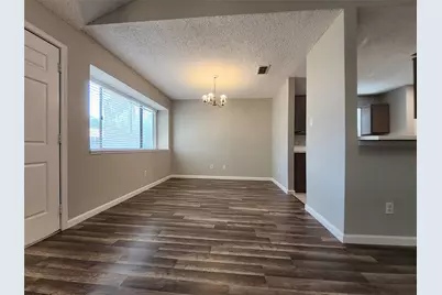 2641 Berkshire Lane, Grand Prairie, TX 75052 - Photo 5
