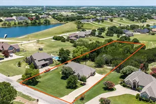 2211 Tanton Sound Ct, Granbury, TX 76049 - Photo 27