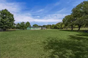 8300 Bluebonnet Cir, Alvarado, TX 76009 - Photo 35
