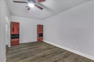 3423 Hickory Hill Dr, Arlington, TX 76014 - Photo 19