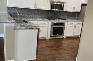 10557 Chaucer Hill Ln, Irving, TX 75063 - Photo 5