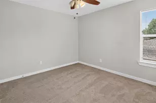 7206 Treaty Oaks Blvd, Granbury, TX 76048 - Photo 29