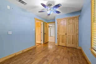 207 W South St, Whitesboro, TX 76273 - Photo 13