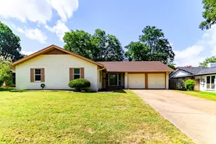 1106 Coronet St, Irving, TX 75062 - Photo 1