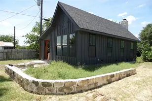 801 Reynolds St, Goldthwaite, TX 76844 - Photo 27