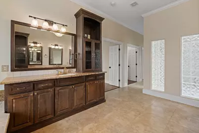 6035 Oak Hollow Drive, Burleson, TX 76028 - Photo 19