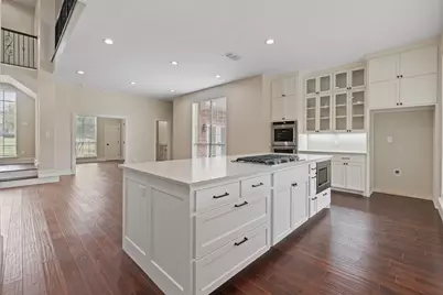6035 Oak Hollow Drive, Burleson, TX 76028 - Photo 11