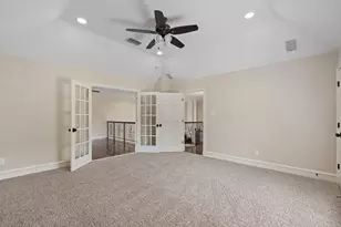 6035 Oak Hollow Dr, Burleson, TX 76028 - Photo 25