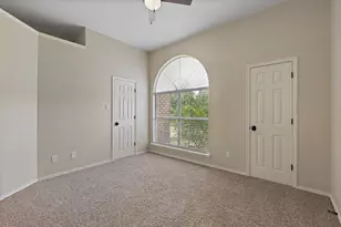 6035 Oak Hollow Dr, Burleson, TX 76028 - Photo 27