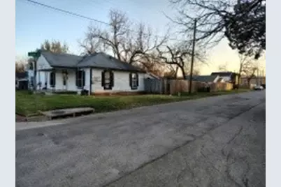 1001 16th Street S, Waco, TX 76706 - Photo 5