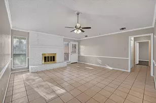 828 Haverford Ln, DeSoto, TX 75115 - Photo 5