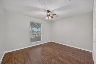 828 Haverford Ln, DeSoto, TX 75115 - Photo 11