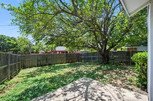 1022 Cedar Run Dr, Duncanville, TX 75137 - Photo 31