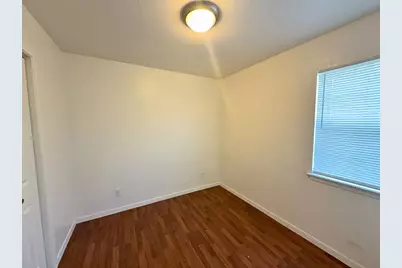 809 W Walnut Street #B2, Celina, TX 75009 - Photo 5