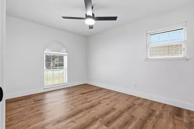 318 NE Michael Drive, Burleson, TX 76028 - Photo 13
