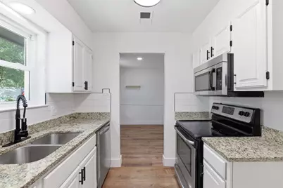 318 NE Michael Drive, Burleson, TX 76028 - Photo 17