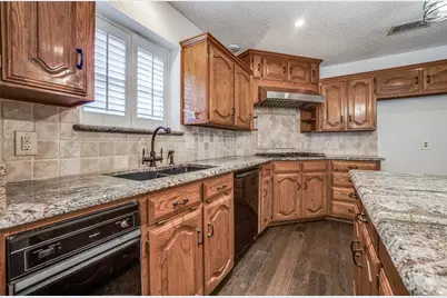 512 Parkview Place, Coppell, TX 75019 - Photo 13