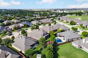 11000 Wanamaker Dr, Benbrook, TX 76126 - Photo 37