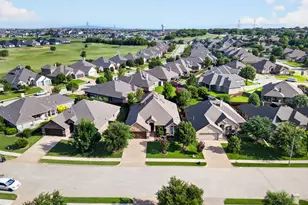 11000 Wanamaker Dr, Benbrook, TX 76126 - Photo 35