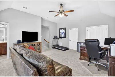 11000 Wanamaker Drive, Benbrook, TX 76126 - Photo 31